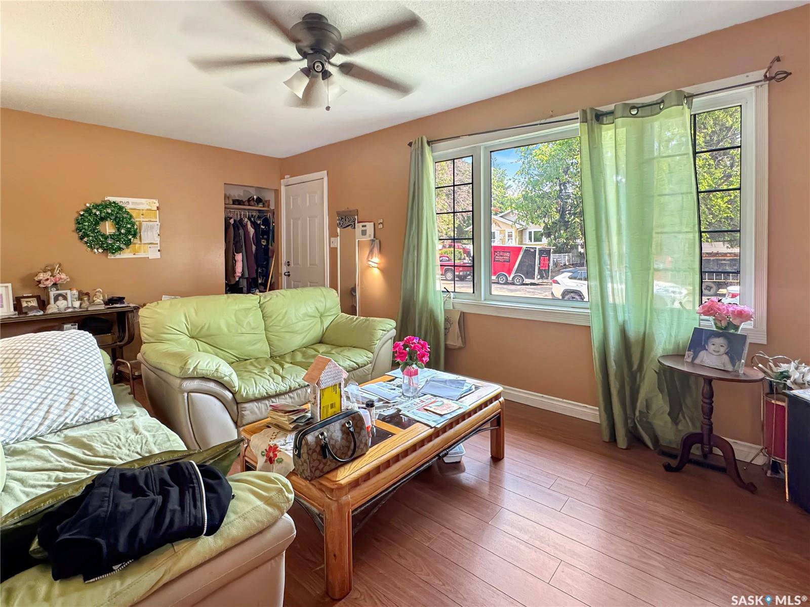 North Battleford, SK S9A 1T5,1571 105th STREET