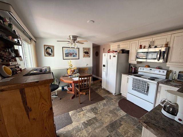 Timmins, ON P4R 0E5,1 Moose RD
