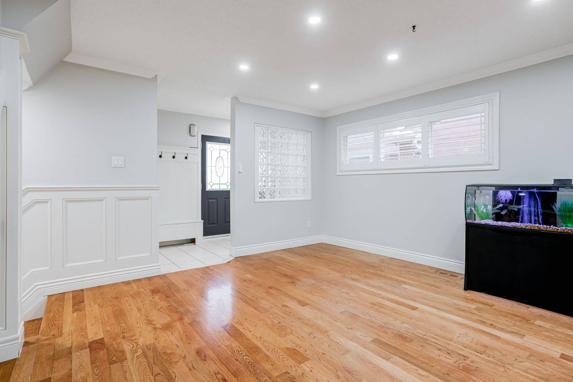 Mississauga, ON L5N 8H2,3929 Milkwood CRES