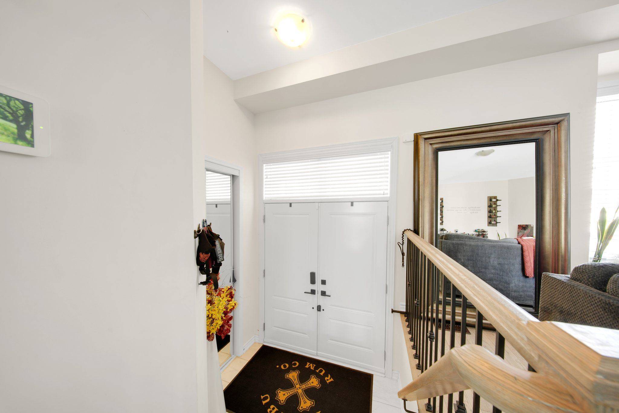 Toronto W06, ON L5R 2A9,5 Vaudeville DR