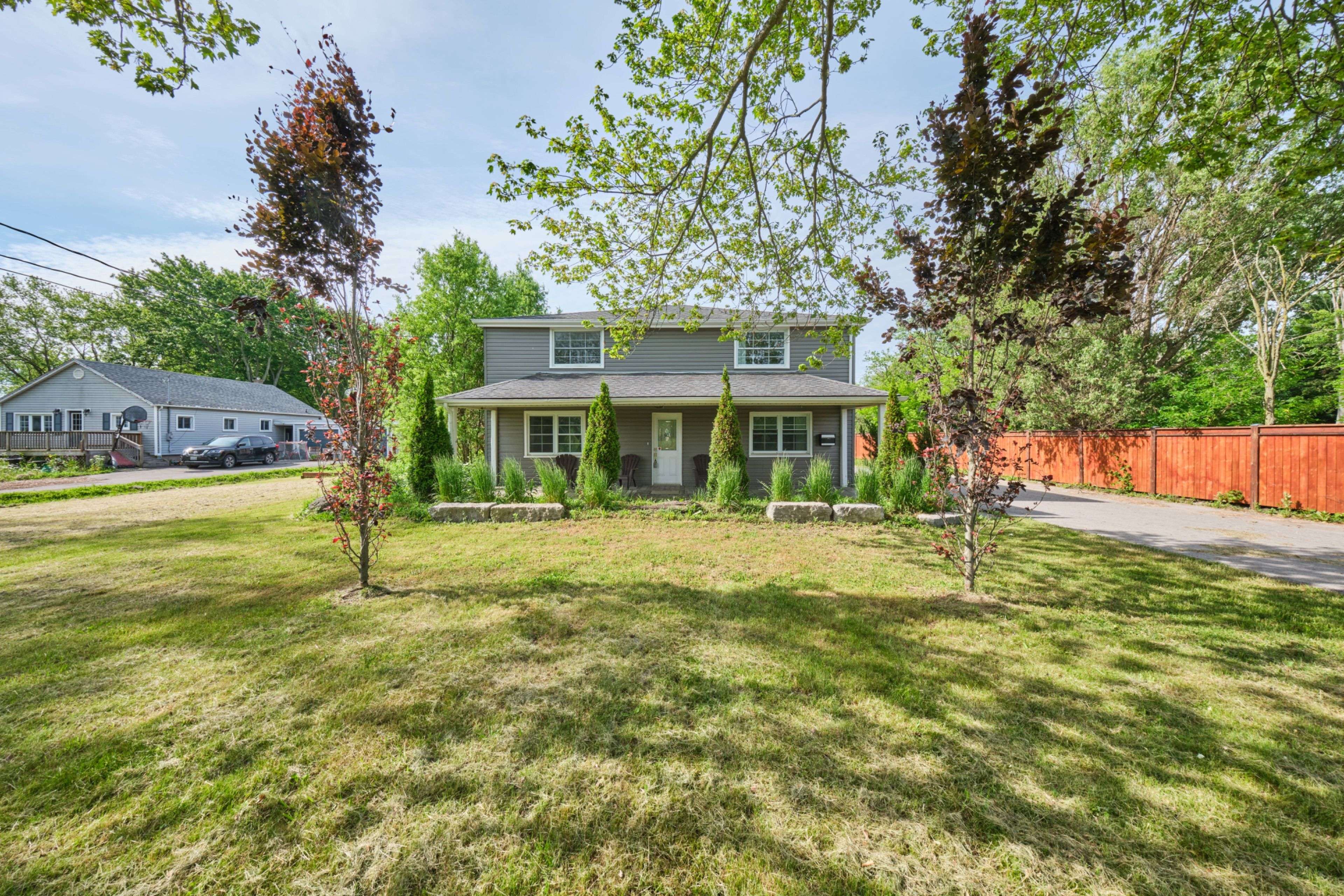 Thorold, ON L3B 5N5,2523 Port Robinson RD