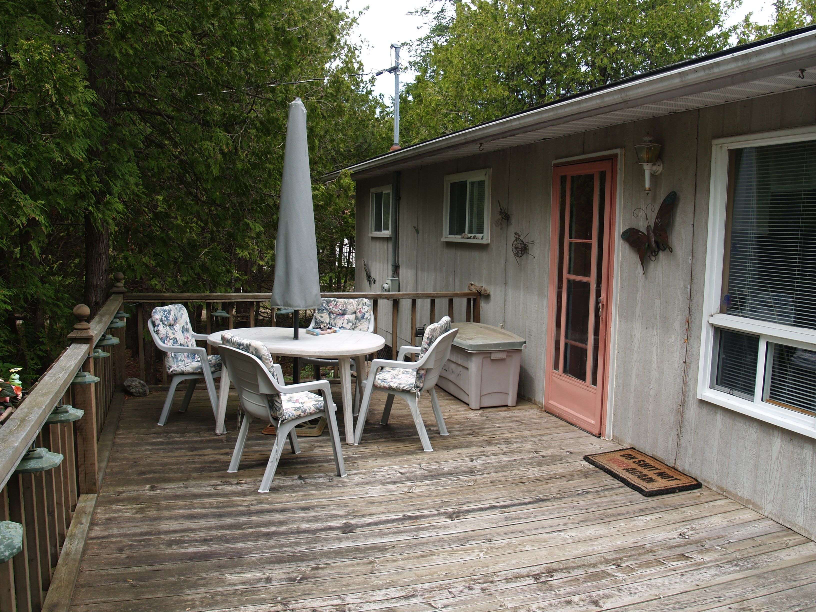 278 Ogimah RD W, Native Leased Lands, ON N0H 2G0