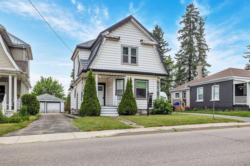 145 King ST E, Ingersoll, ON N5C 1G8