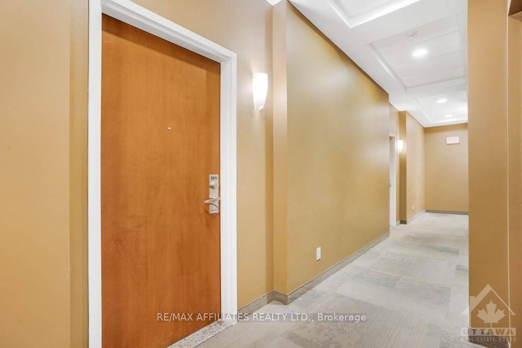 Orleans - Cumberland And Area, ON K1E 0A3,310 Centrum BLVD #109