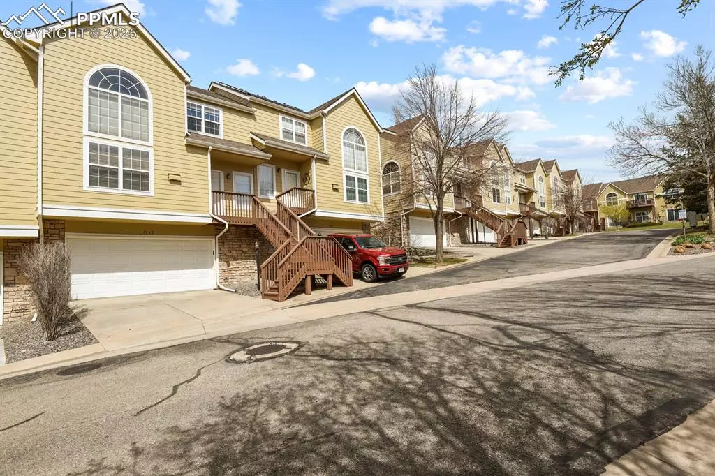 Superior, CO 80027,1747 High Plains CT