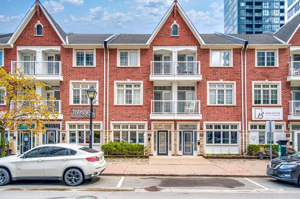 Burlington, ON L7R 2M8,395 Pearl ST