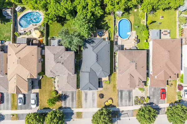 Barrie, ON L4N 0B2,115 Nicholson DR