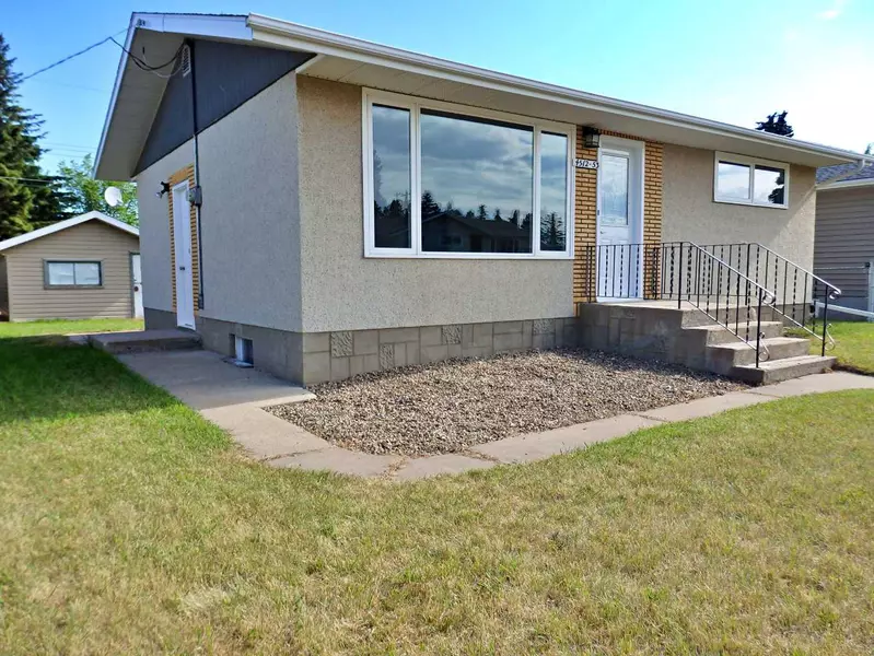 4512 53 AVE, Vermilion, AB T9X 1R4