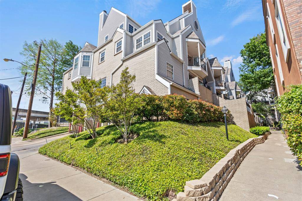 Dallas, TX 75204,1010 Allen Street #217
