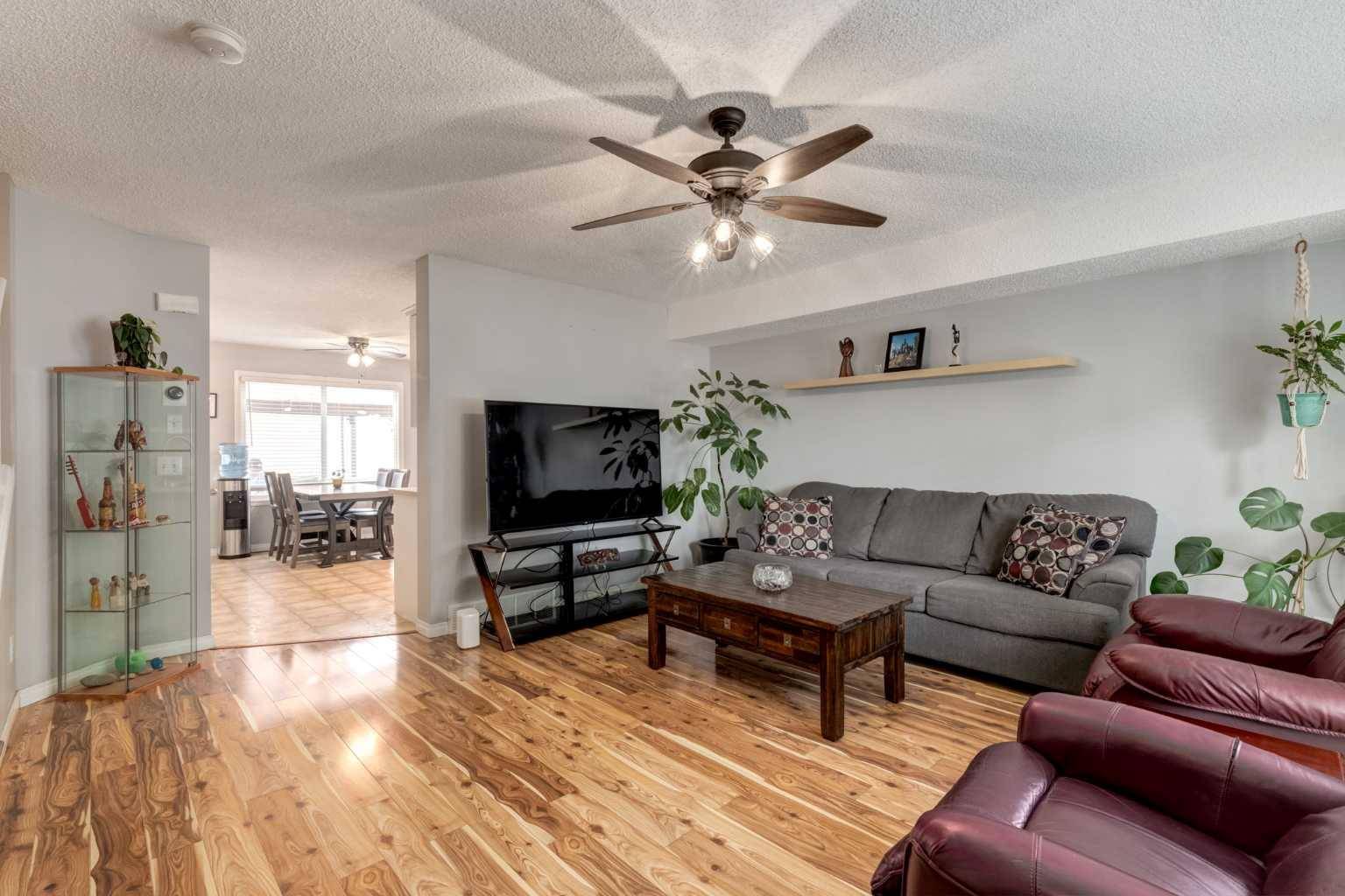 Calgary, AB T2C 0N2,6217 18A ST SE