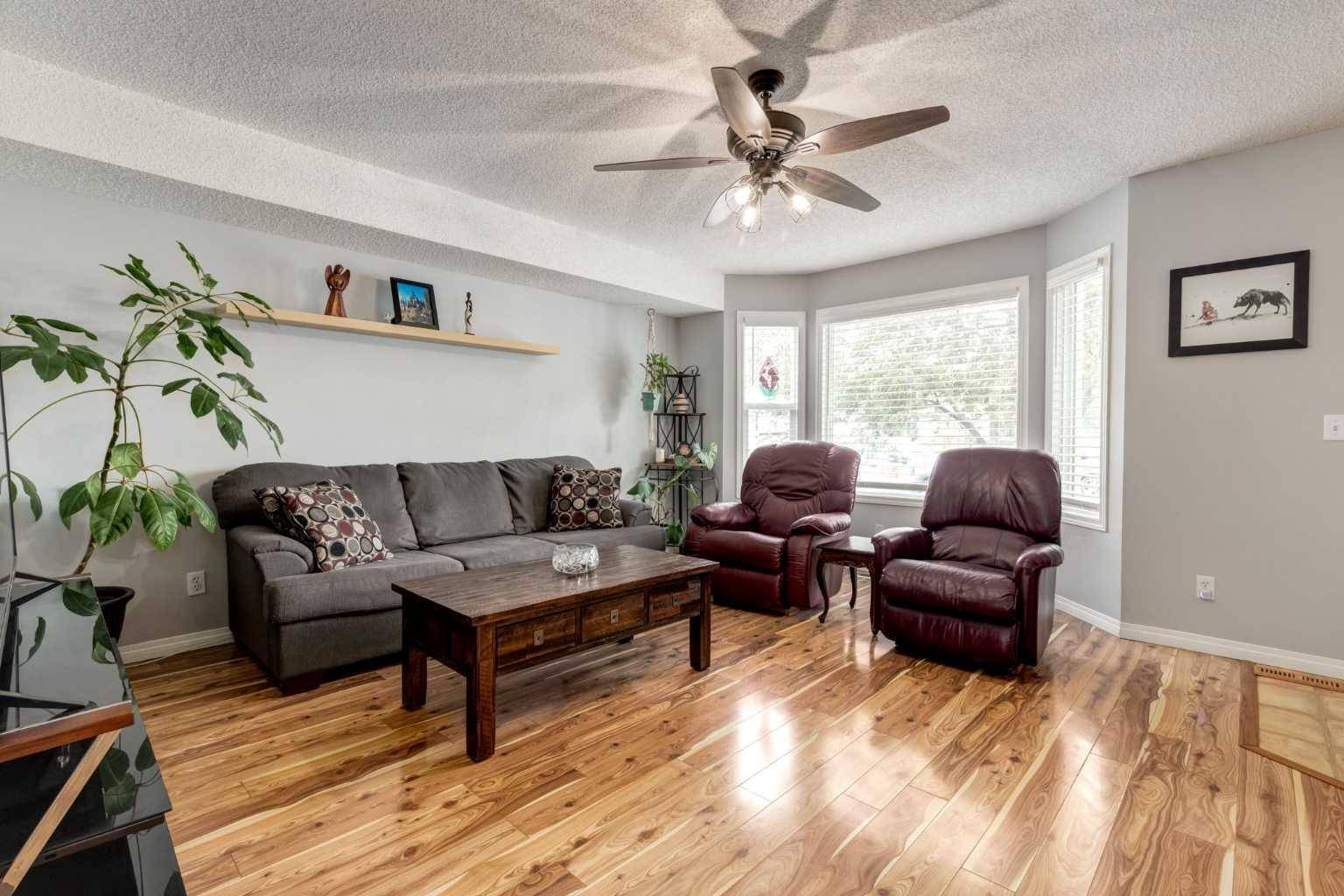 Calgary, AB T2C 0N2,6217 18A ST SE