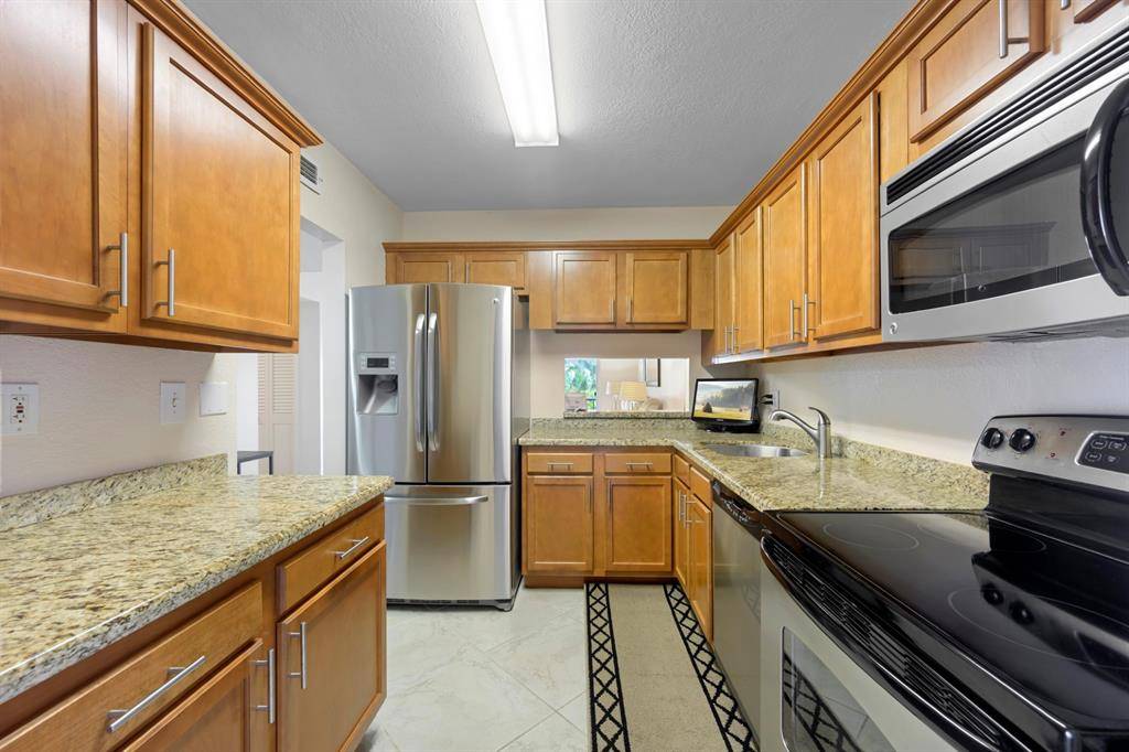 Hollywood, FL 33021,4900 Washington St #314