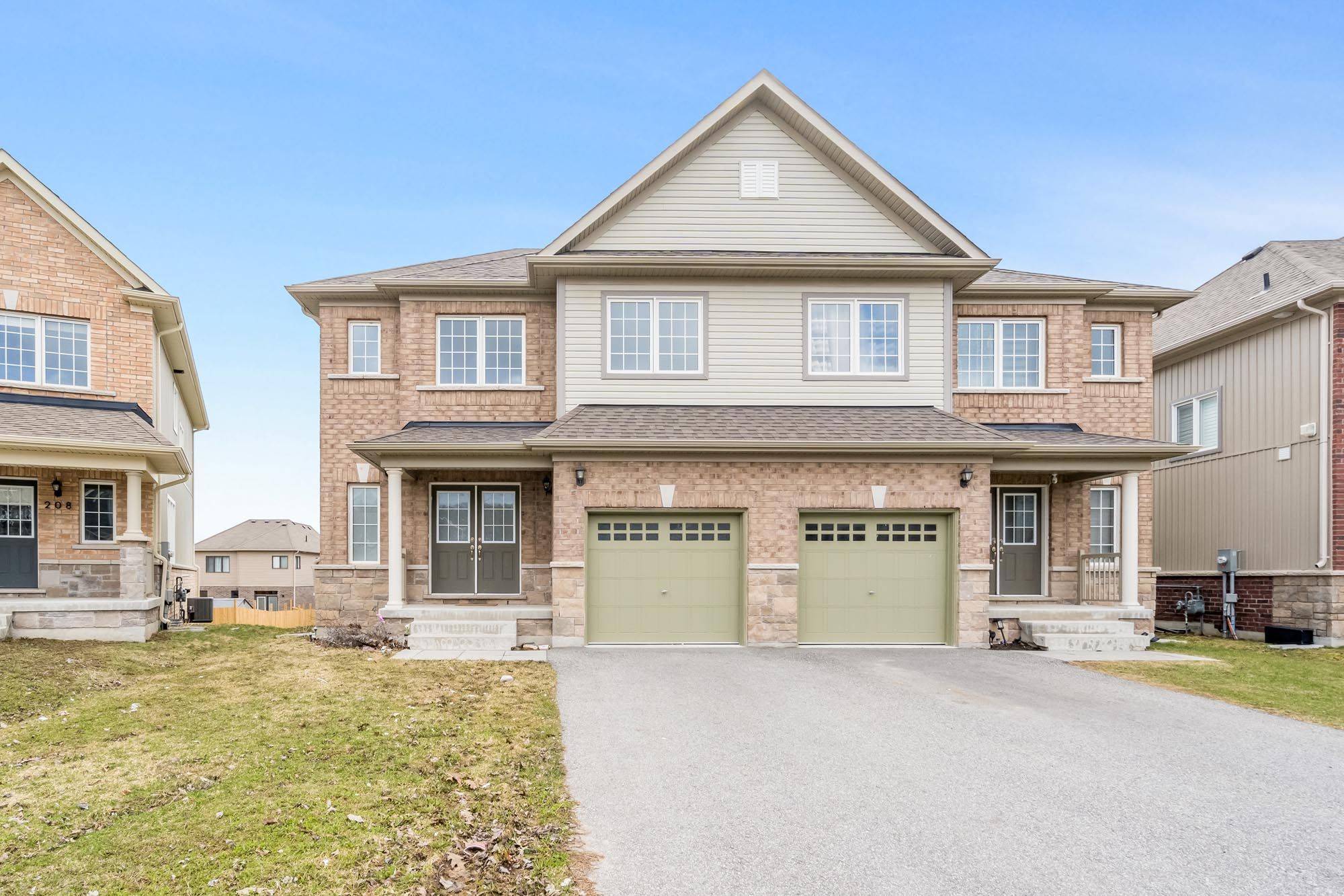 Orillia, ON L3V 8K7,210 Isabella DR