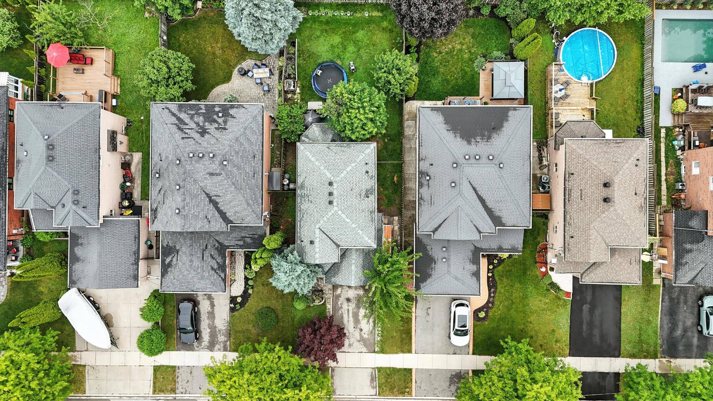 Burlington, ON L7L 6H7,569 Phoebe CRES