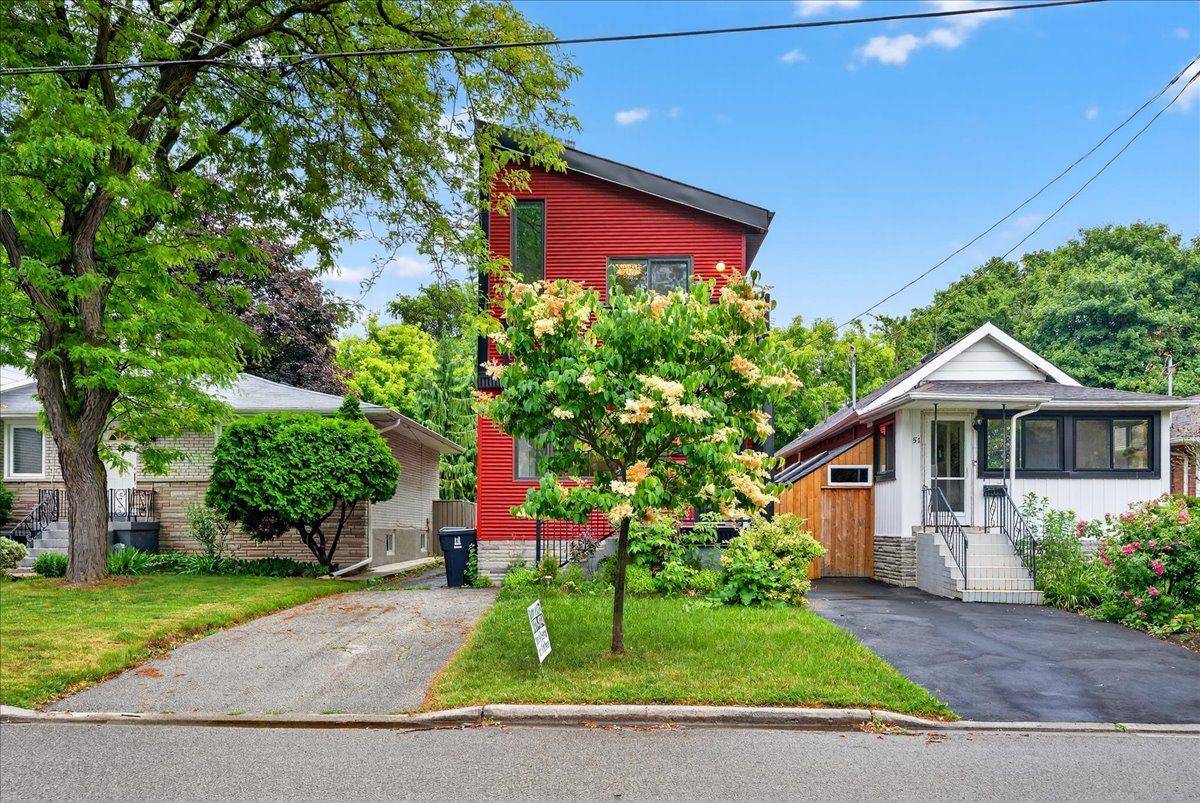 Toronto W08, ON M9B 3R5,49 Poplar AVE