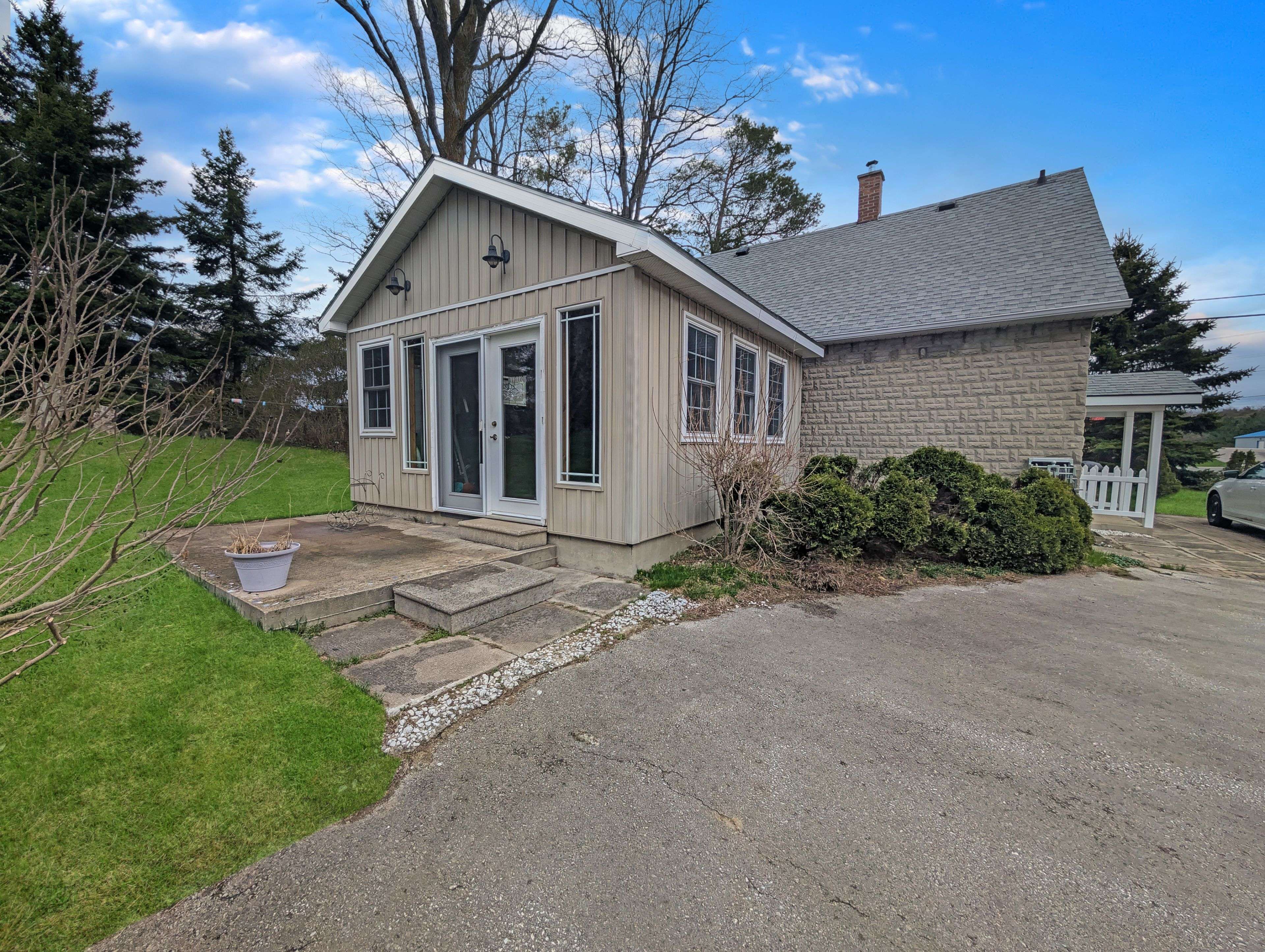 313238 Highway 6 HWY, West Grey, ON N0G 1R0