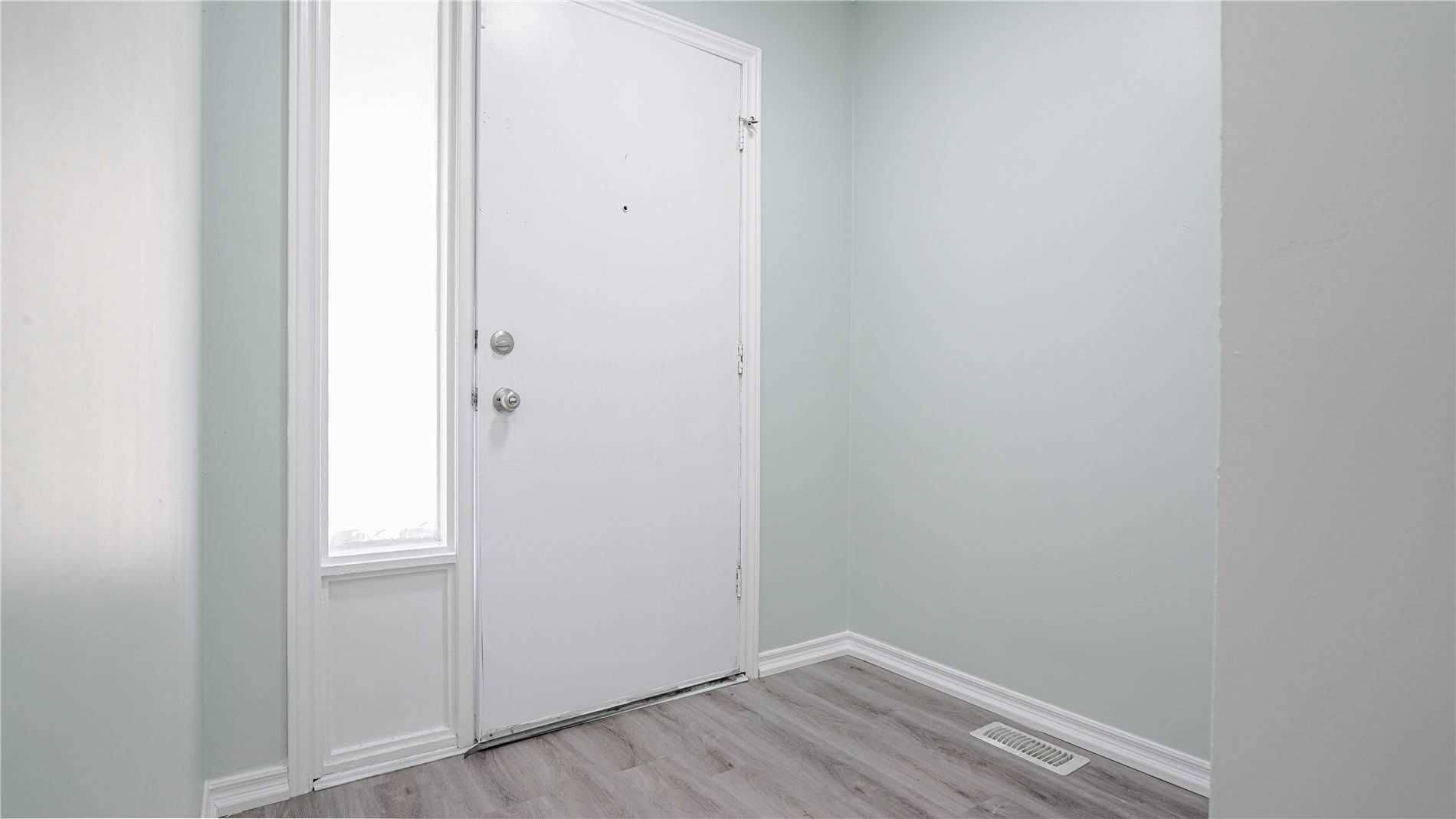 Waterloo, ON N2L 4S1,163 Cedarbrae AVE