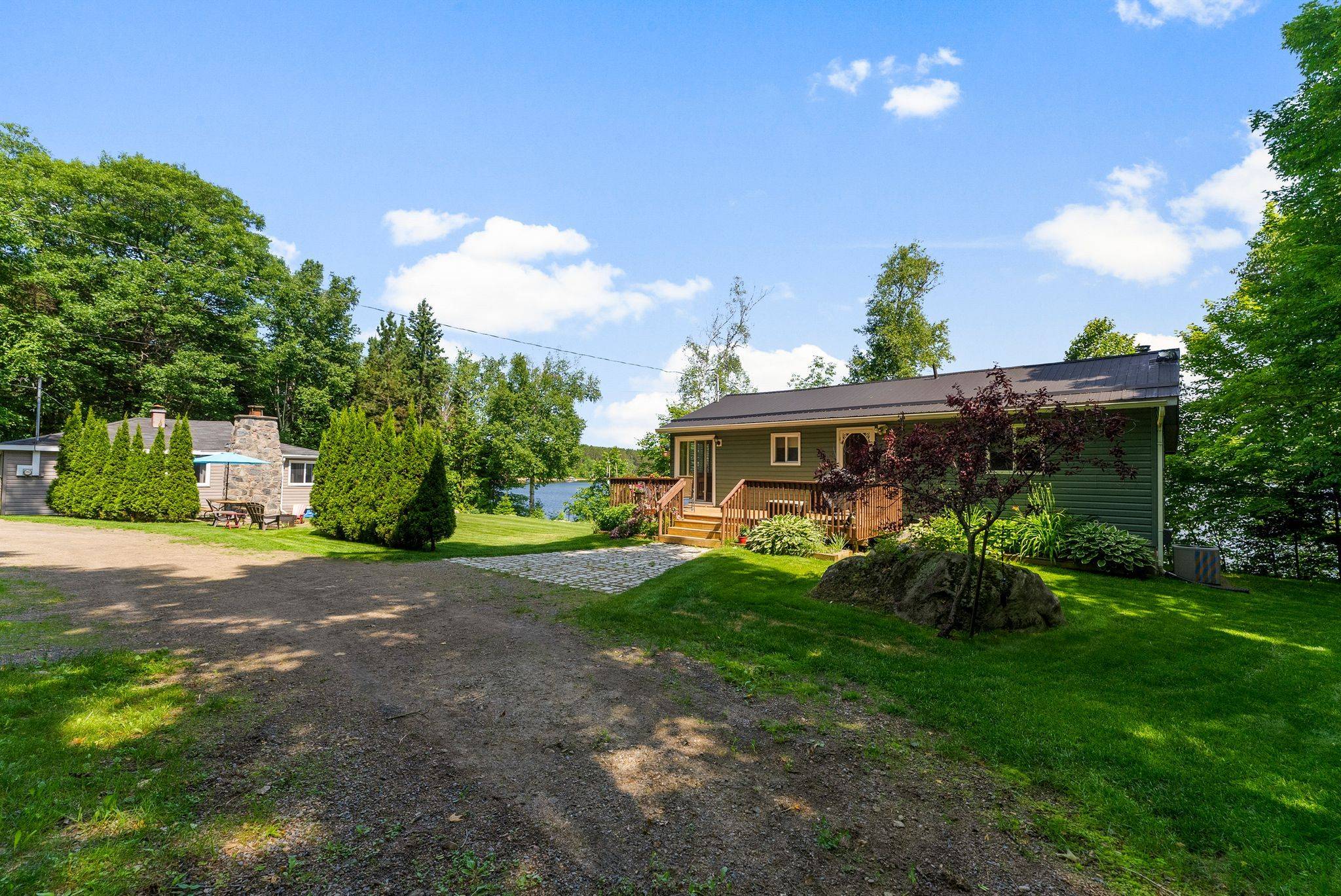 Hastings Highlands, ON K0J 1L0,1128 Kamaniskeg Lake RD