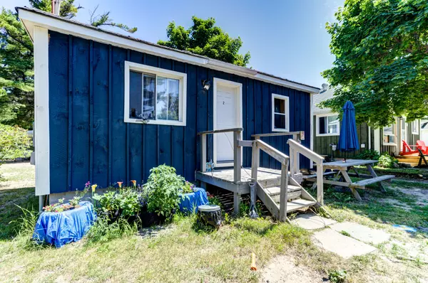 Wasaga Beach, ON L9Z 2M3,705 River RD E