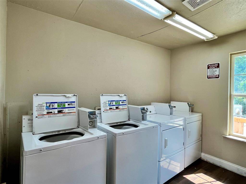 Denton, TX 76201,410 Bryan Street #10