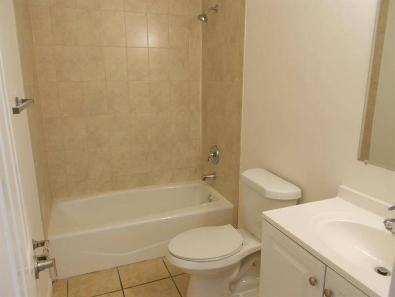Riviera Beach, FL 33404,[StreetName,UnitNumber,StreetNumber,StreetDirPrefix]