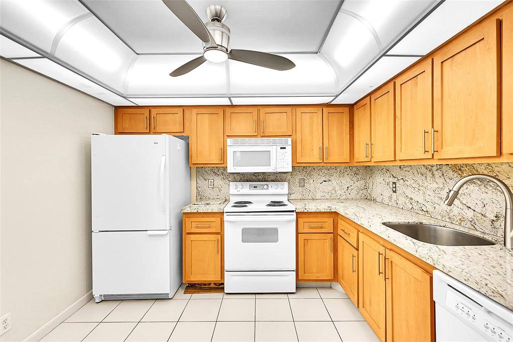[StreetName, UnitNumber, StreetNumber, StreetDirPrefix], Coconut Creek, FL 33066