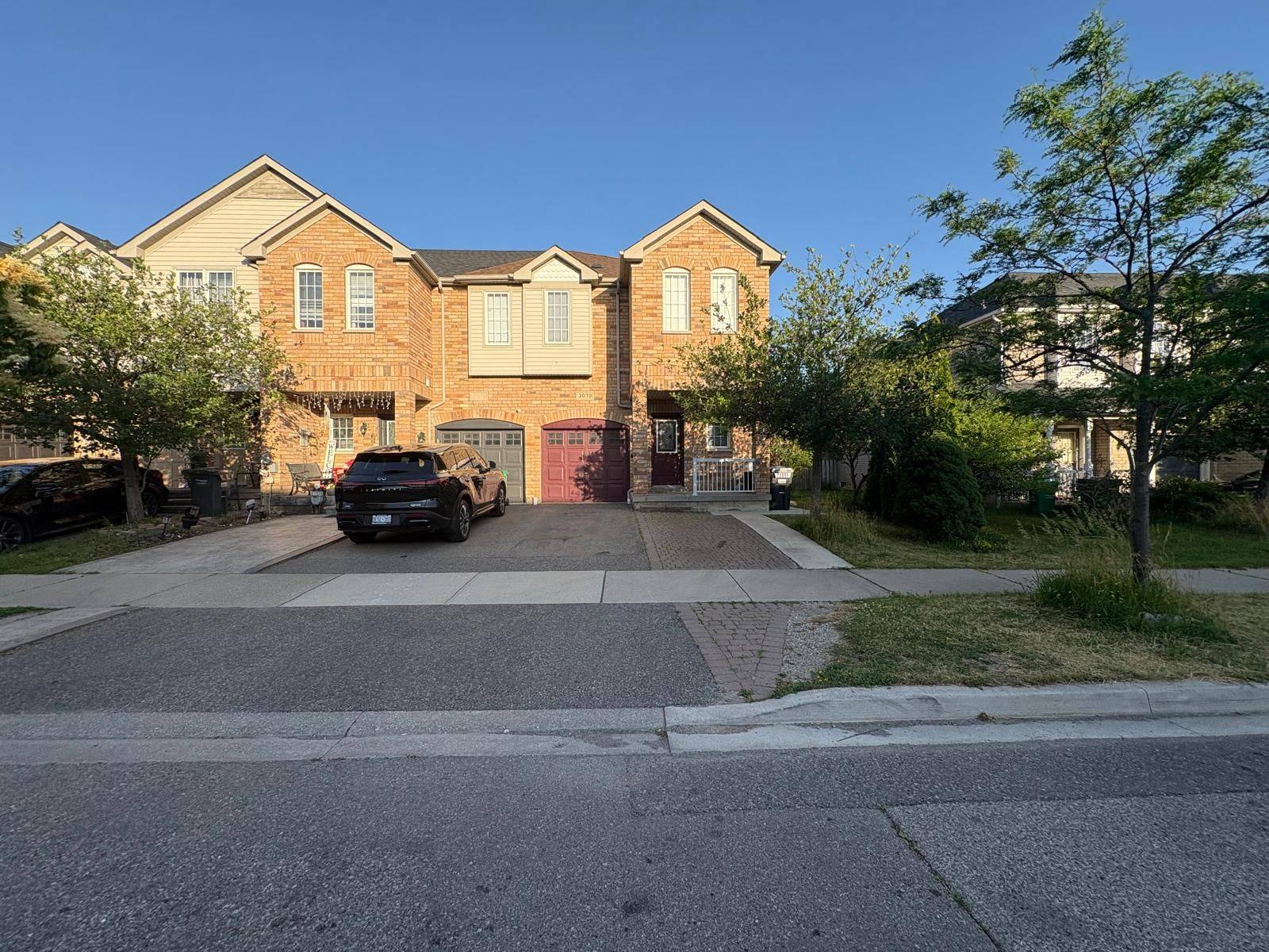 Mississauga, ON L5M 6W6,3070 Wrigglesworth CRES #Main & 2nd floor