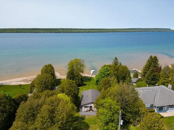 Georgian Bluffs, ON N0H 2T0,502419 Grey Road 1 N/A