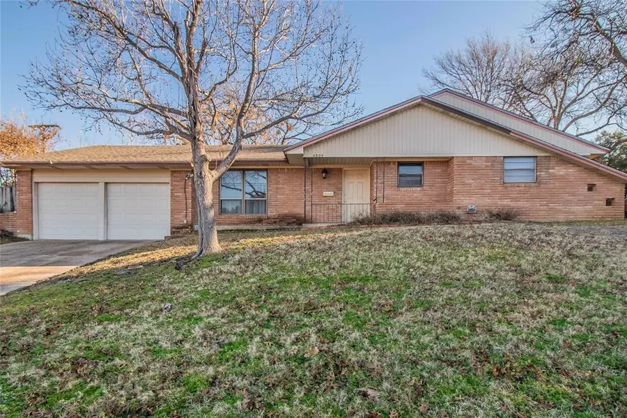 4809 Westcreek Drive, Fort Worth, TX 76133