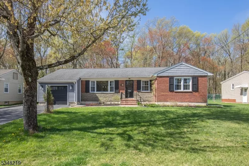 62 Forest Ave, Berkeley Heights Twp., NJ 07922