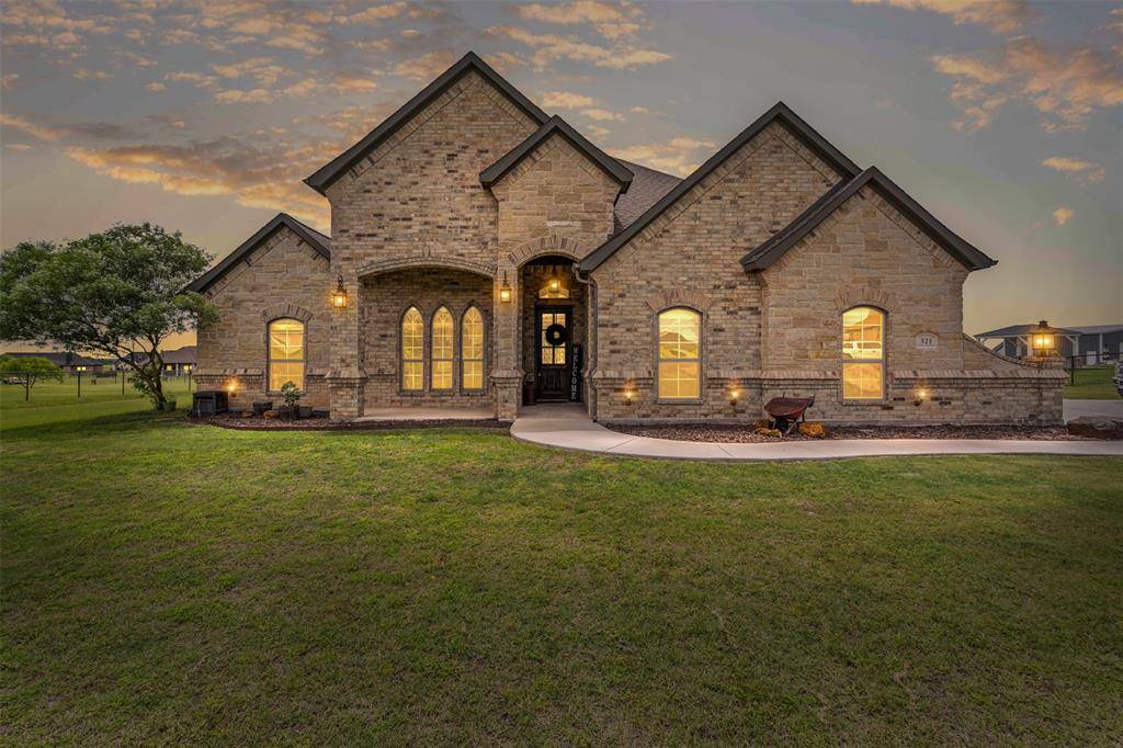 321 Palo Alto Drive,  Springtown,  TX 76082