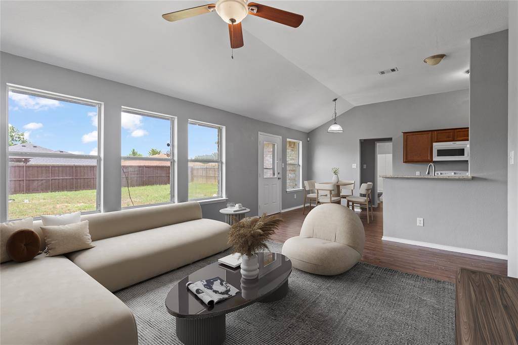 Dallas, TX 75217,1621 Key Biscayne Drive