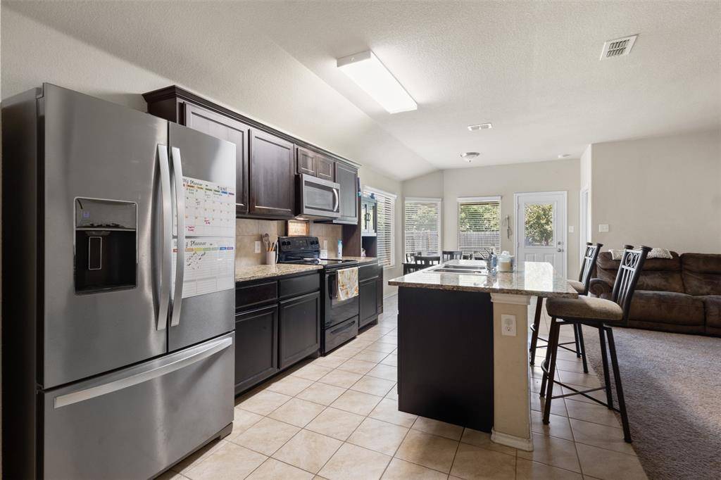 Azle, TX 76020,628 Cameron Way
