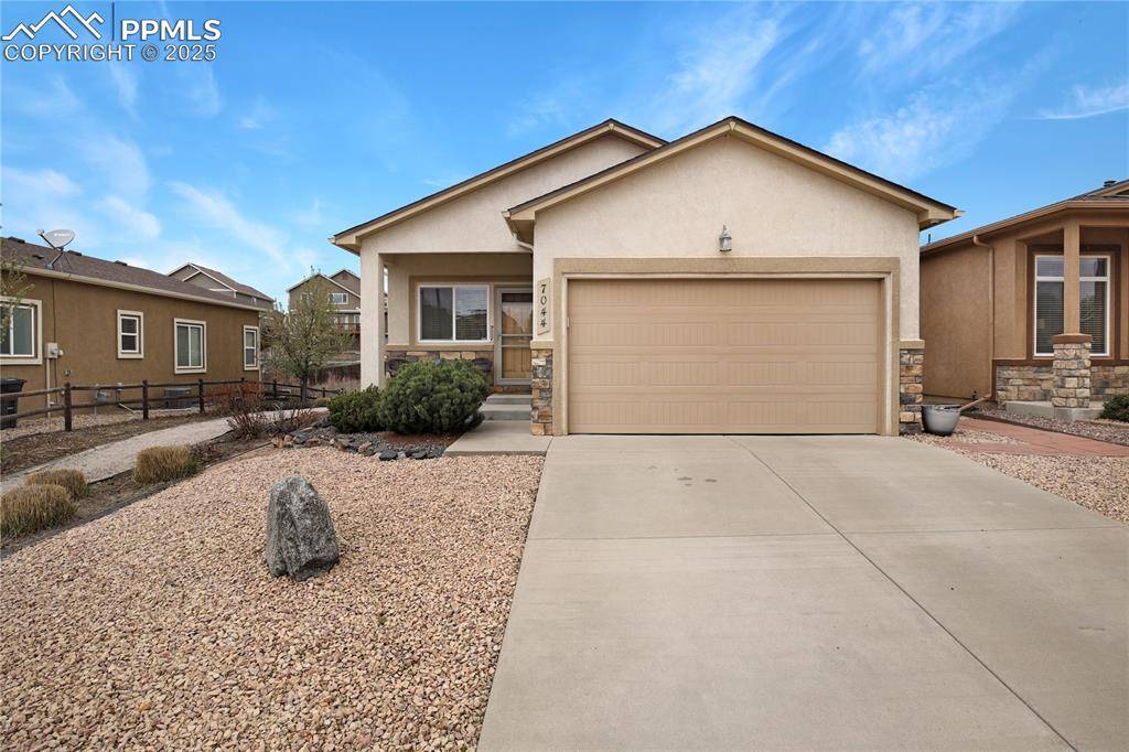 7044 Davey Crocket CT, Colorado Springs, CO 80922