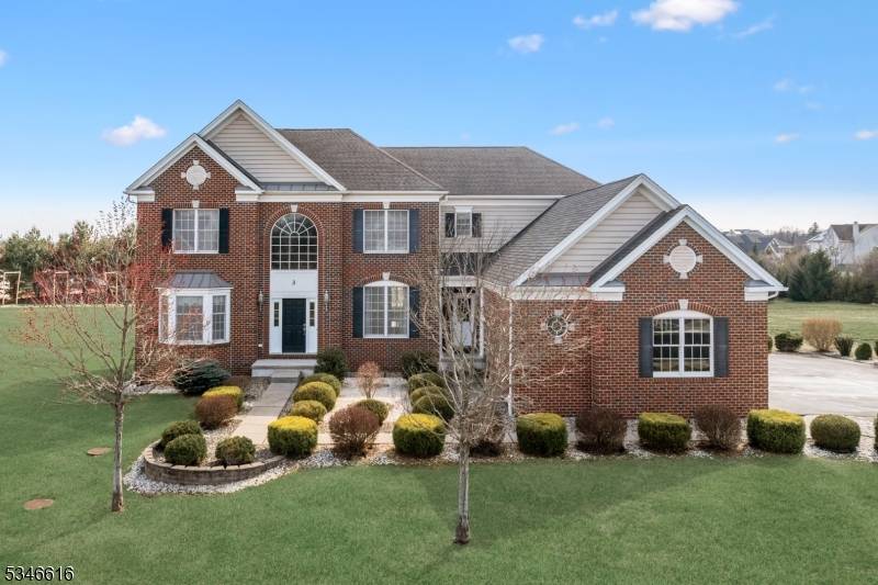 3 Heitz Ln, Hillsborough Twp., NJ 08844