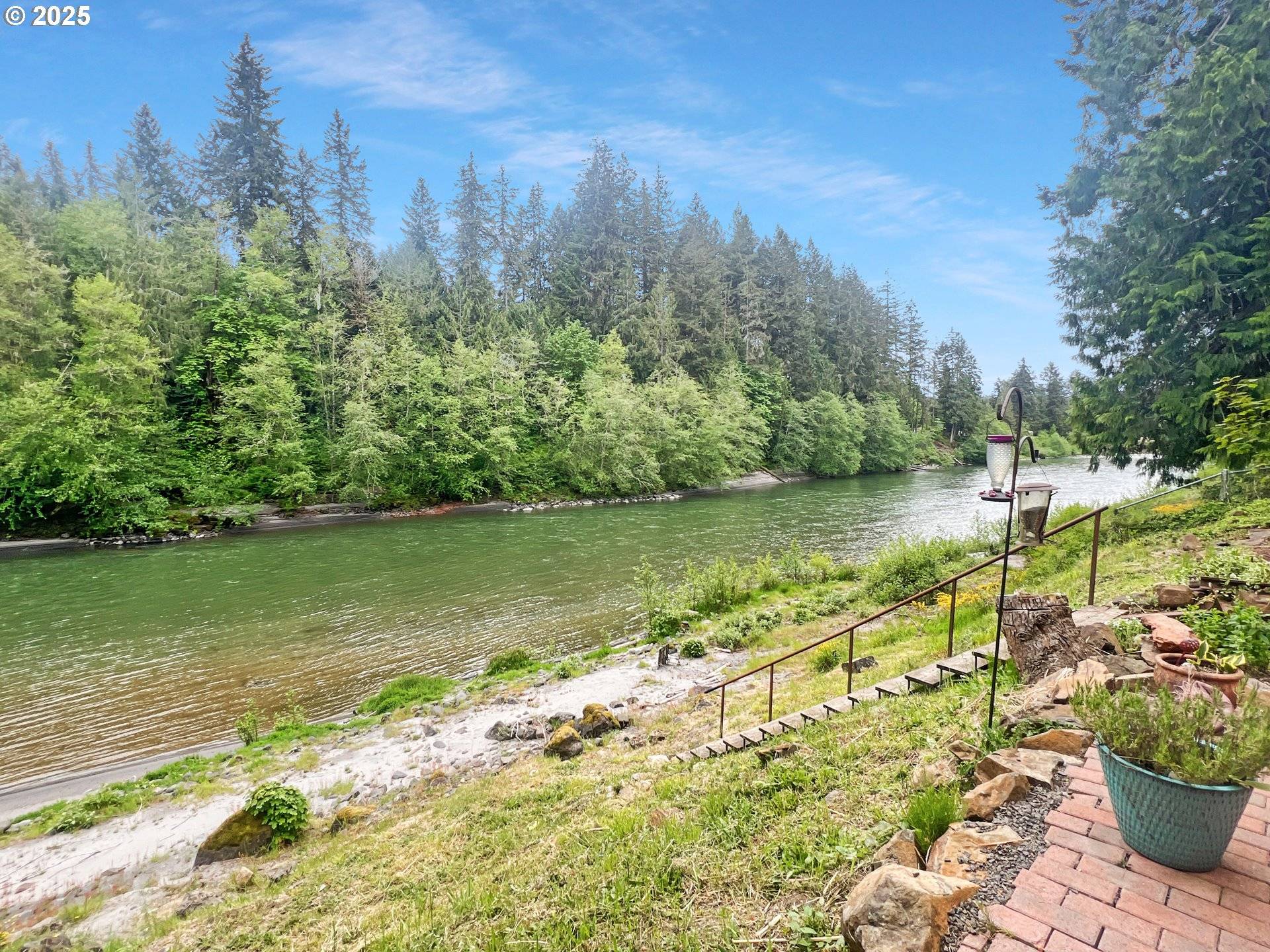 Castle Rock, WA 98611,495 TOUTLE RIVER RD