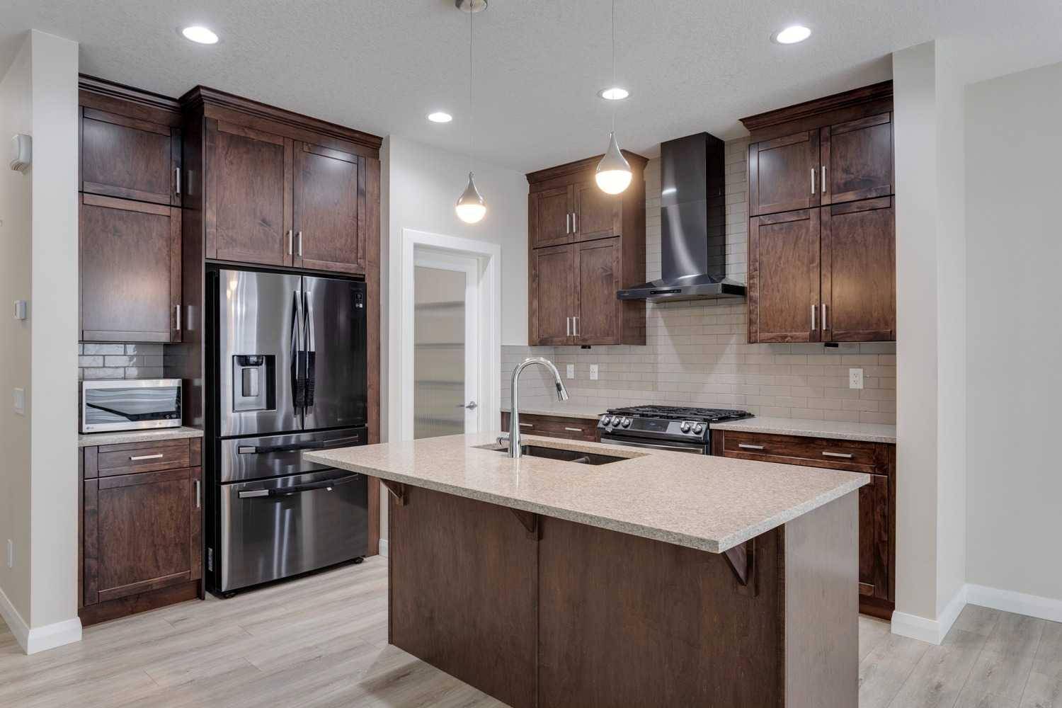 Calgary, AB T3P1J8,52 Evansfield CRES Northwest