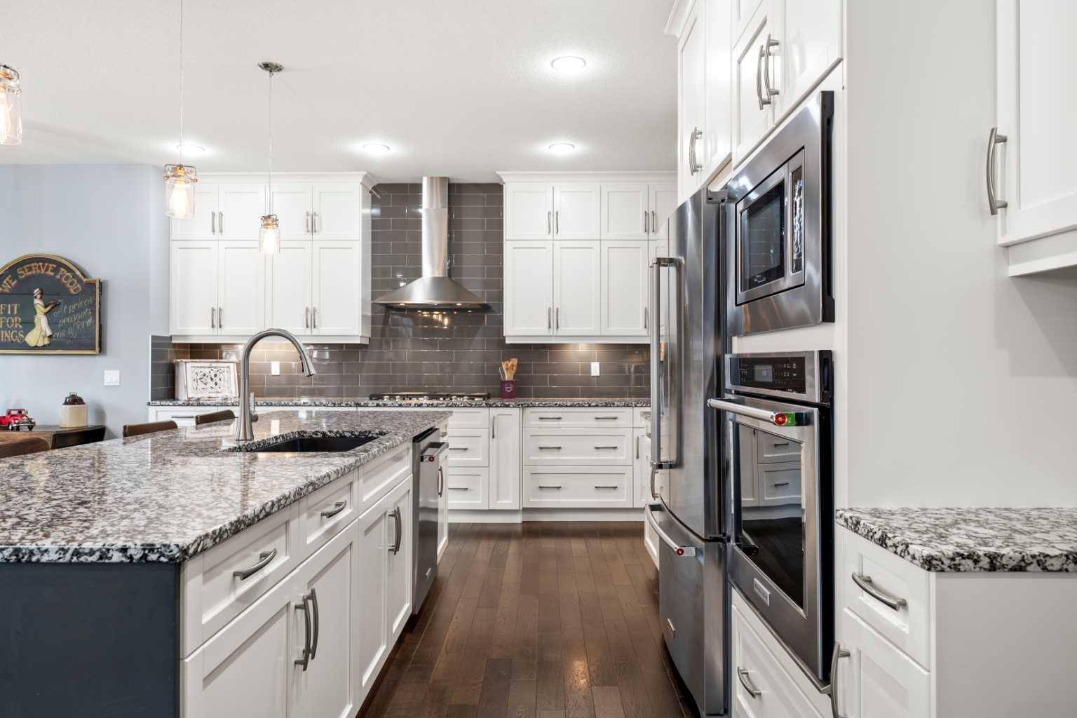 Chestermere, AB T1X0T8,136 Kinniburgh DR