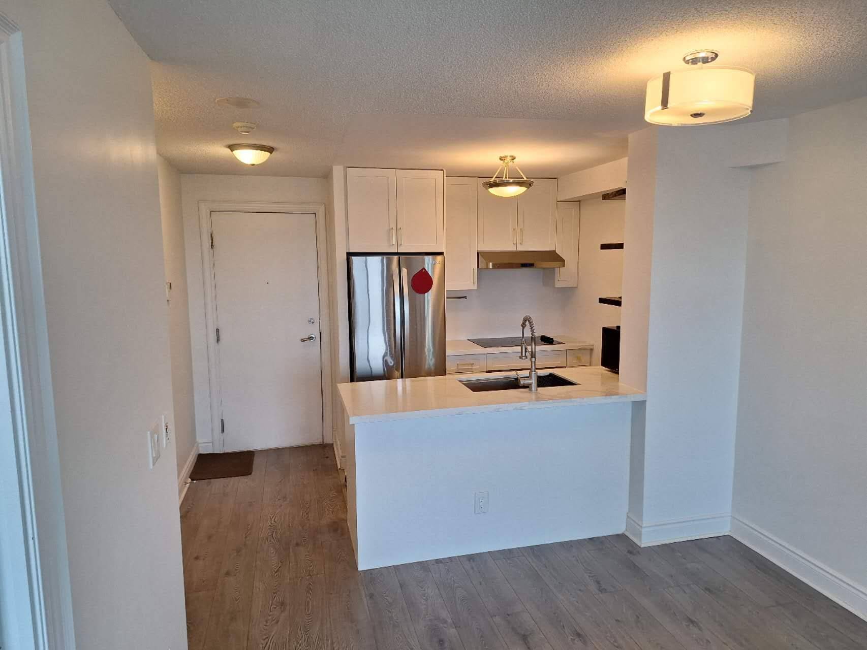 Toronto C07, ON M2M 4M7,15 Greenview AVE #1011