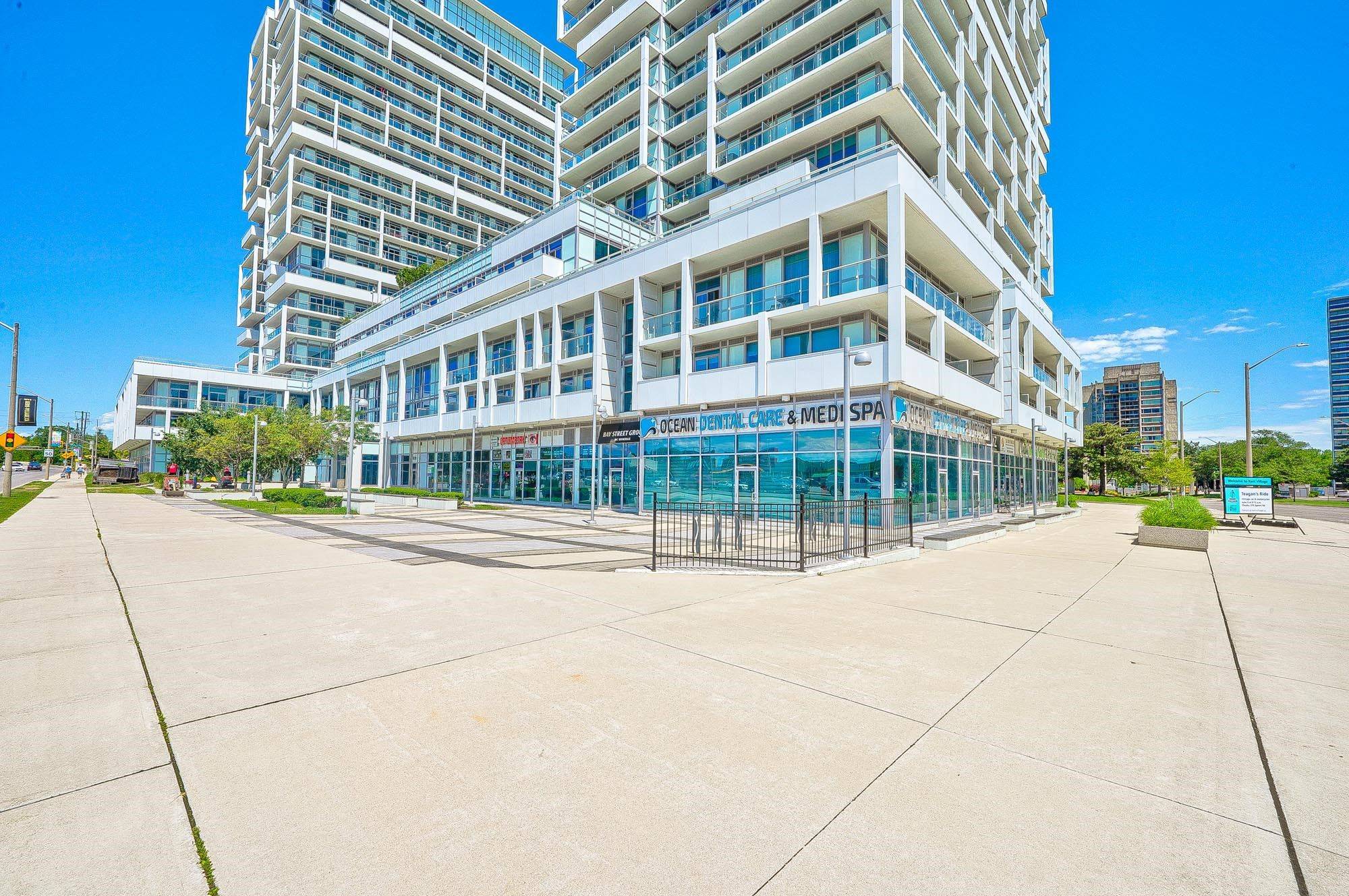 Oakville, ON L6K 0J2,71 Speers RD #17