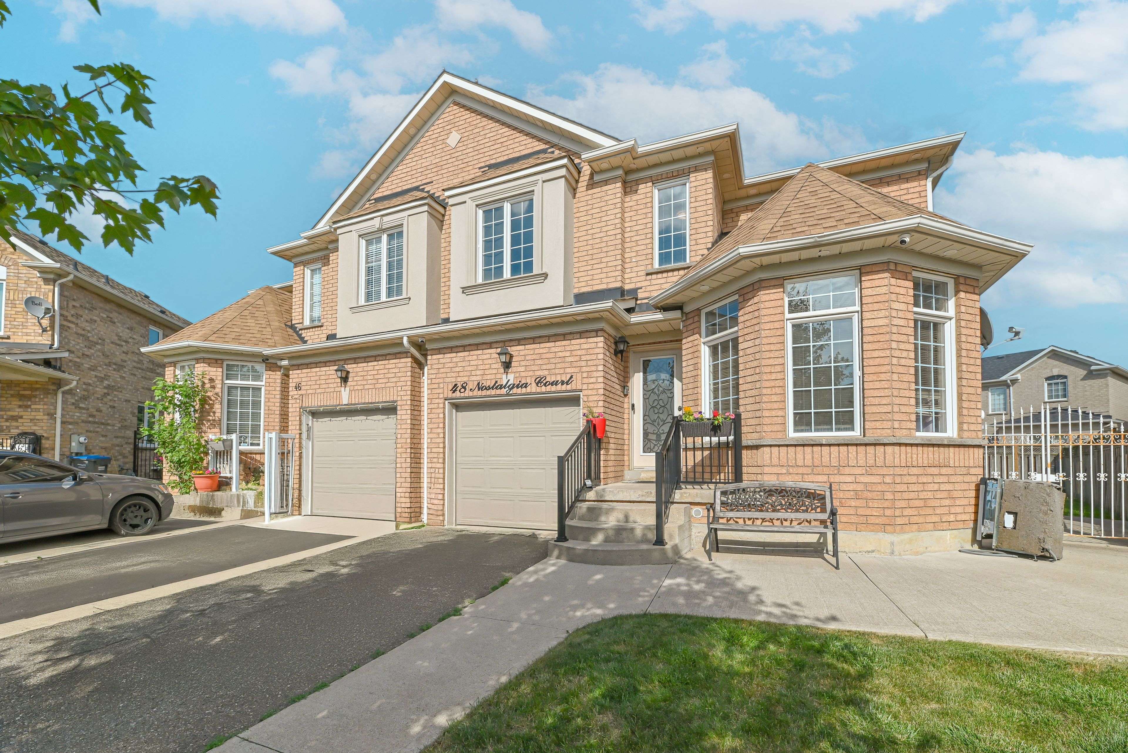 48 Nostalgia CT, Brampton, ON L6X 5C6