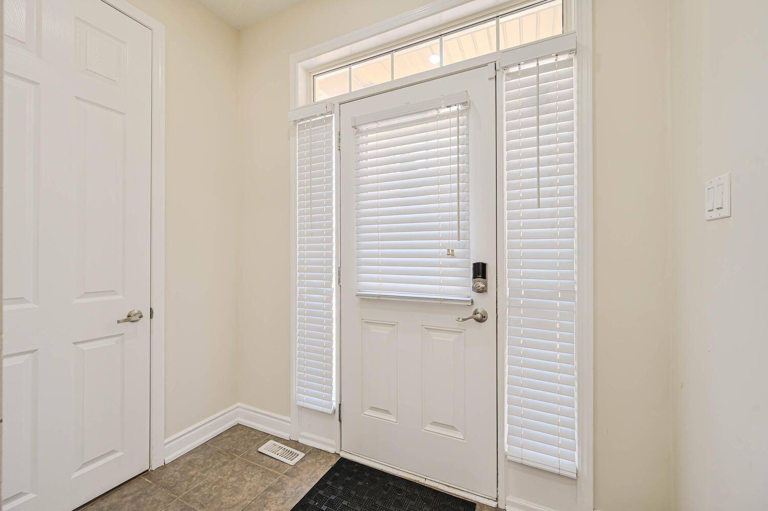 Milton, ON L9T 8K1,550 Lear Gate