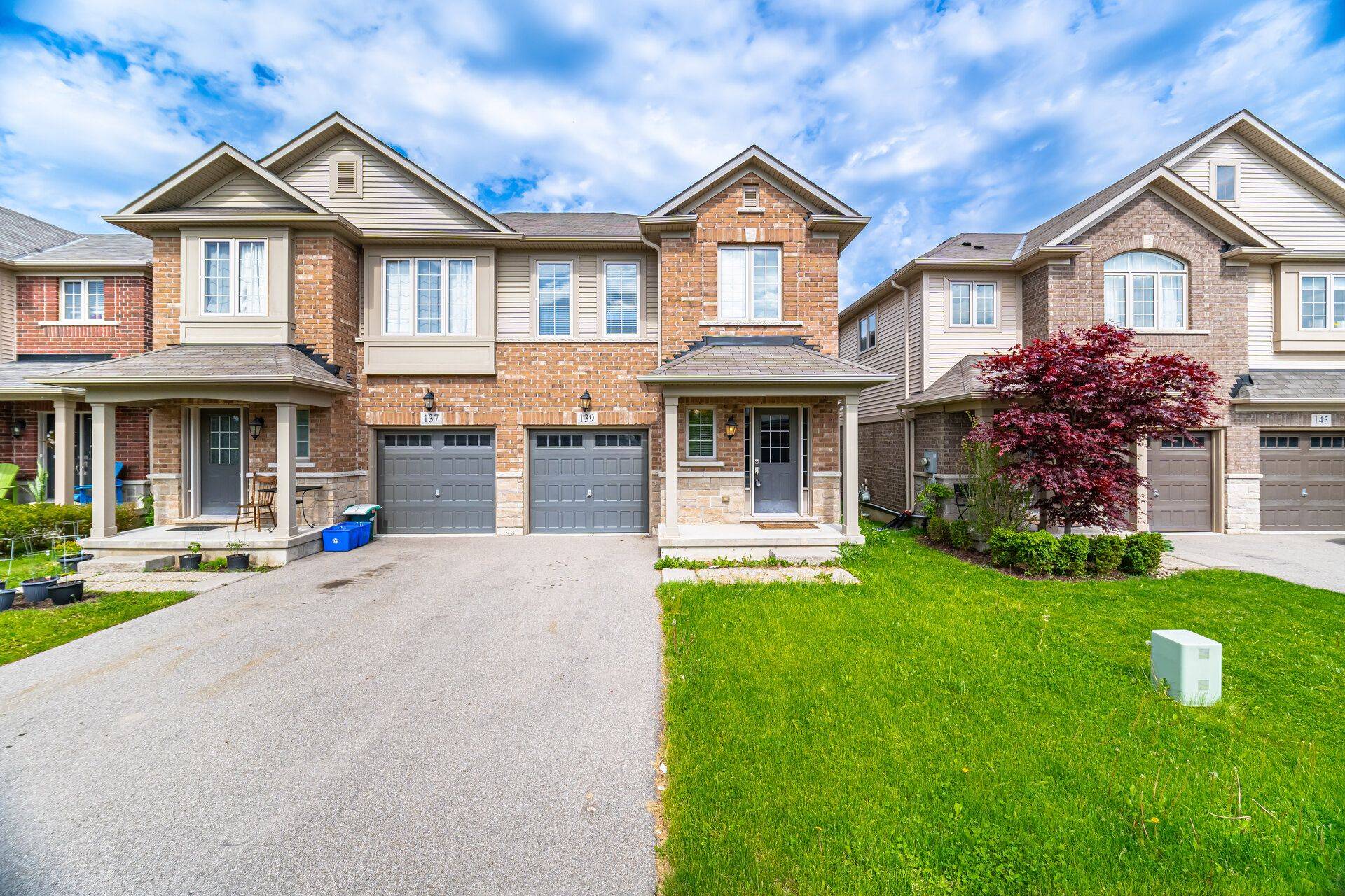Hamilton, ON L8J 0H1,139 Echovalley DR