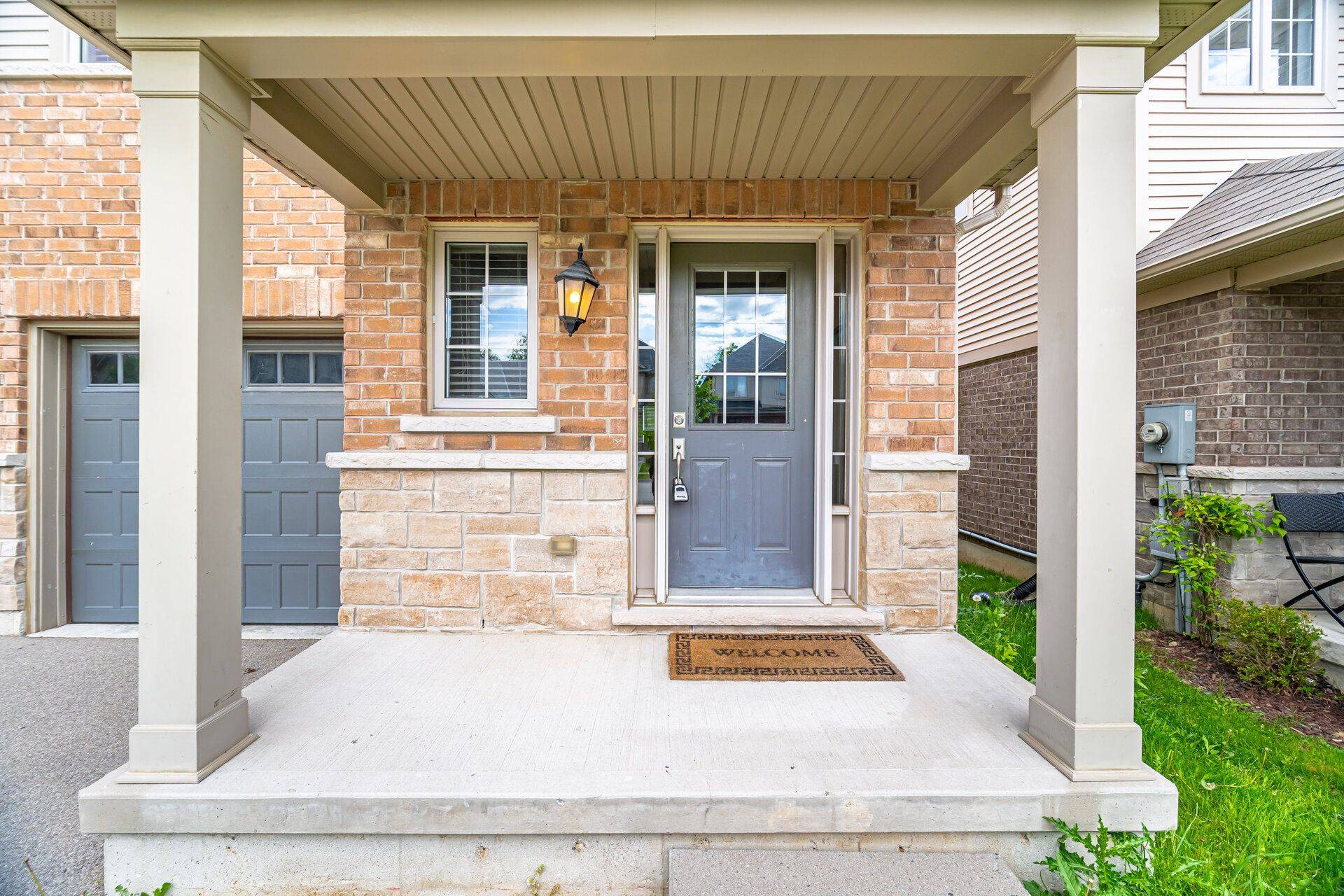 Hamilton, ON L8J 0H1,139 Echovalley DR