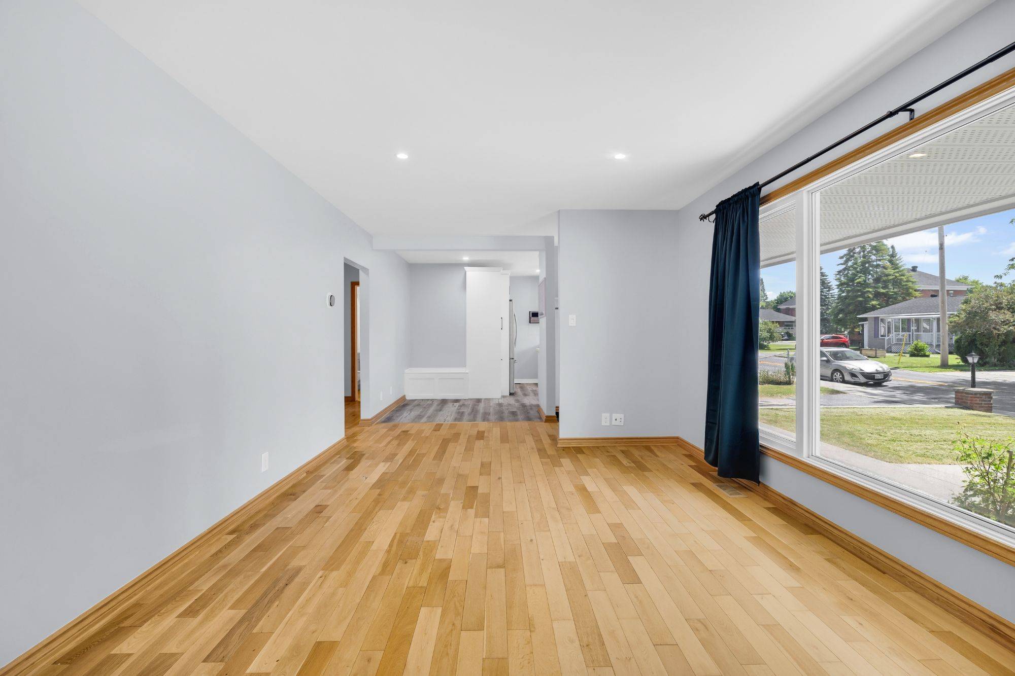 Smiths Falls, ON K7A 3W6,66 Broadview AVE E