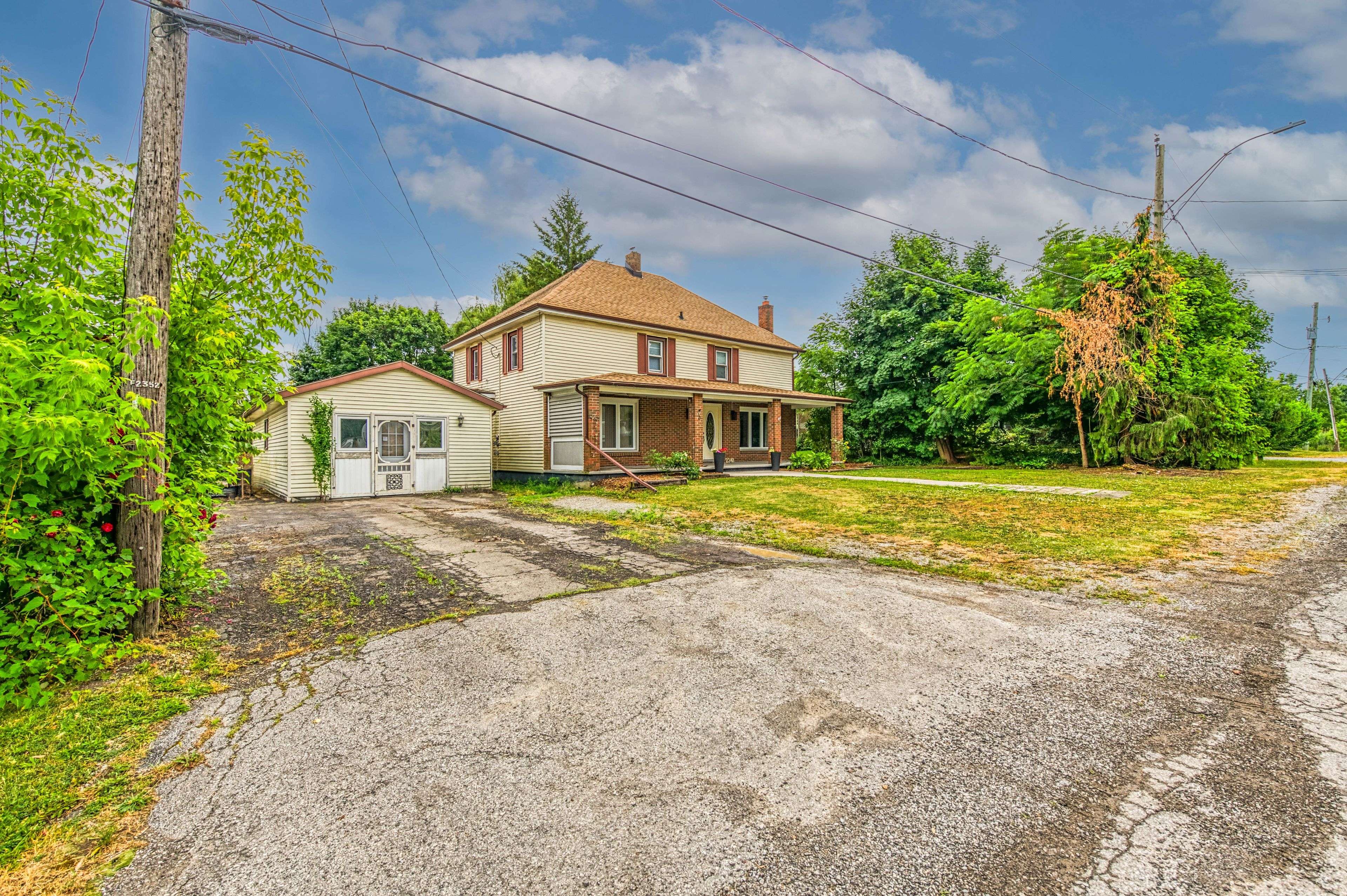 Thorold, ON L0S 1A0,2348 Clifton ST
