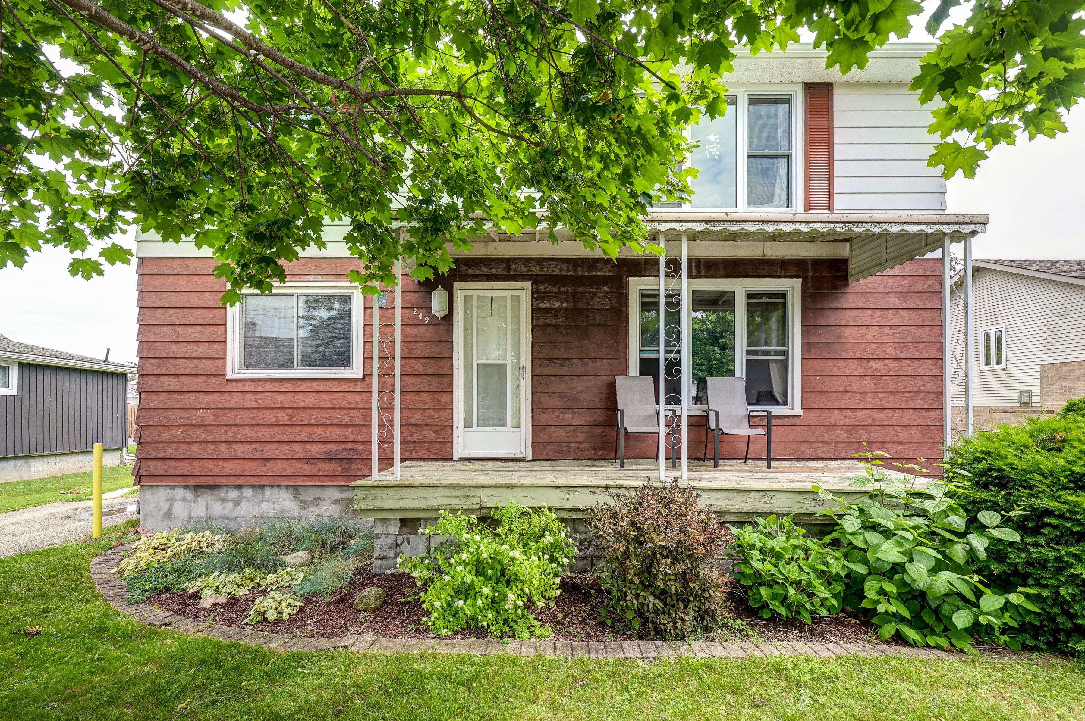 Central Elgin, ON N0L 1B0,249 Victoria ST