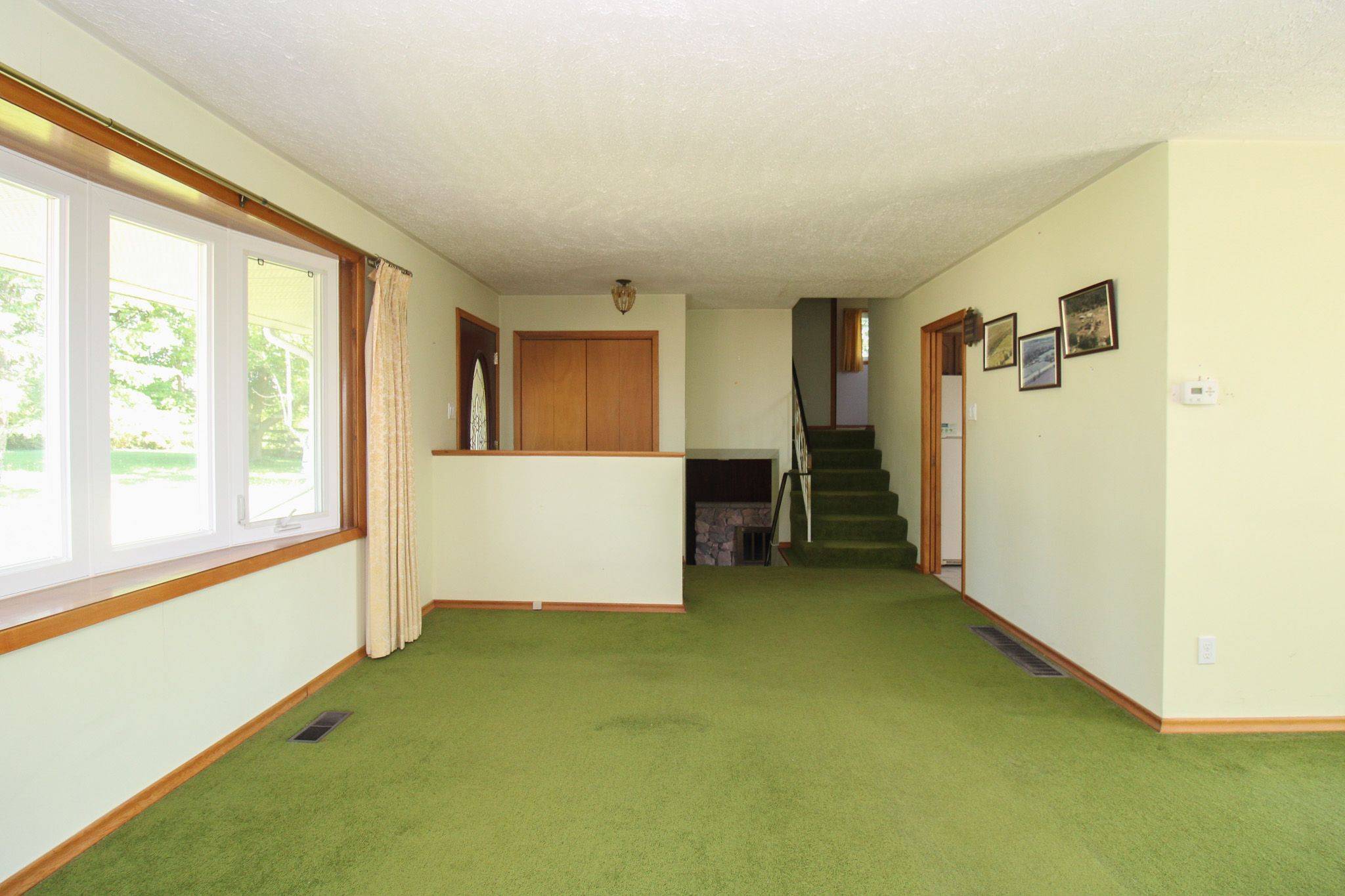 Selwyn, ON K9J 6X3,527 Lily Lake RD