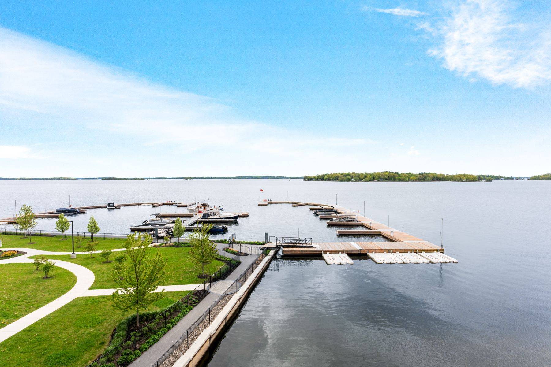 129 South ST #218, Gananoque, ON K7G 0B1