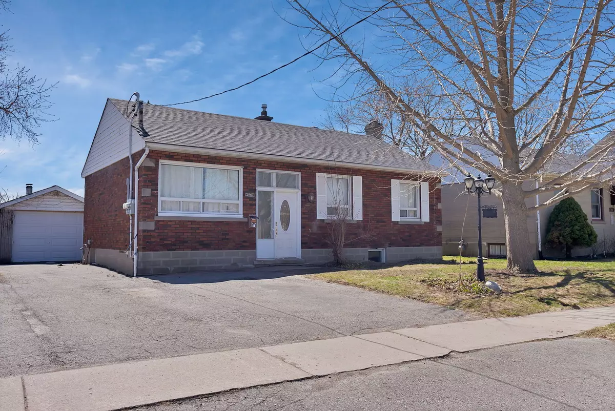 Oshawa, ON L1H 3X8,87 Wellington AVE W #BSMT